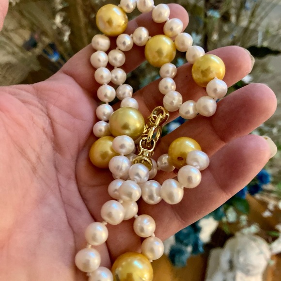 Authentic south sea pearl necklace - Picture 4 of 16